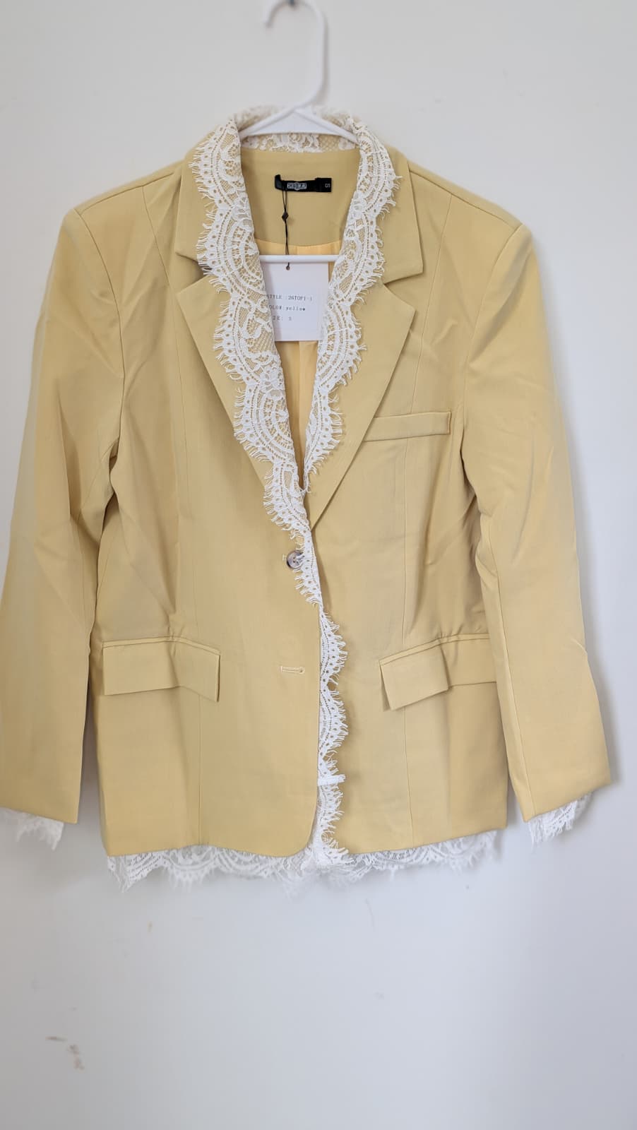 Blazer Amarillo nueva temporada