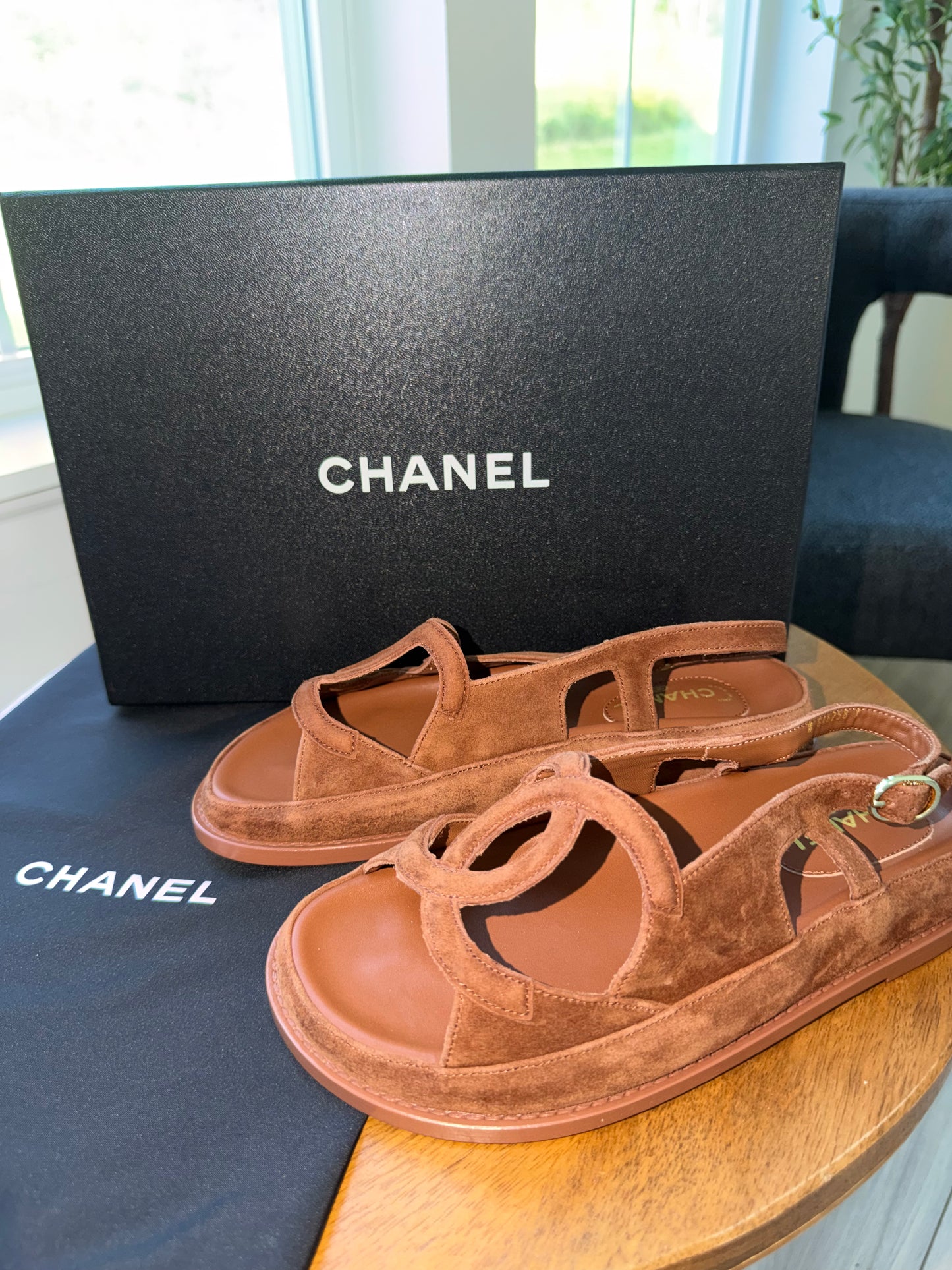 Sandalias Chanel talla 8 nueva temporada