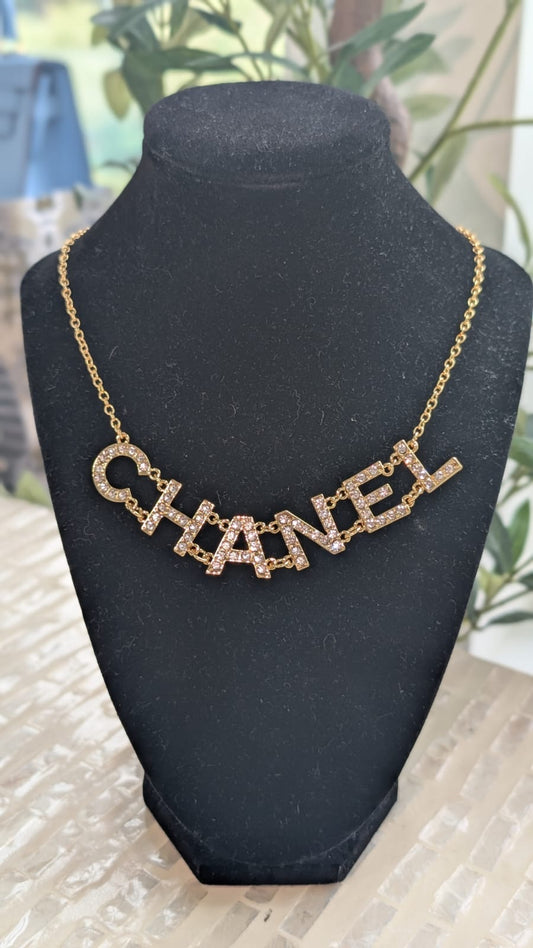 Cadena Chanel brillos