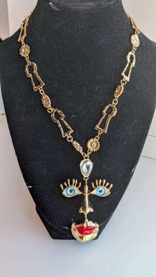 Collar 23