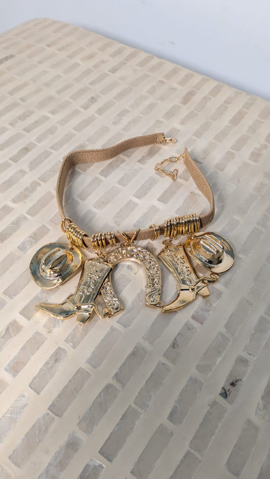 Collar vaquero