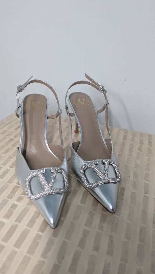 Tacones Valentino talla 8 seminuevos