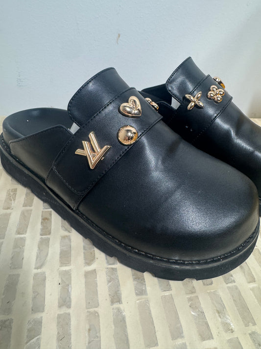 Zapatos Louis Vuitton seminuevos talla 8