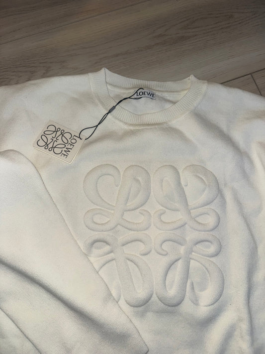 Sueter Loewe Nuevo talla small oversized