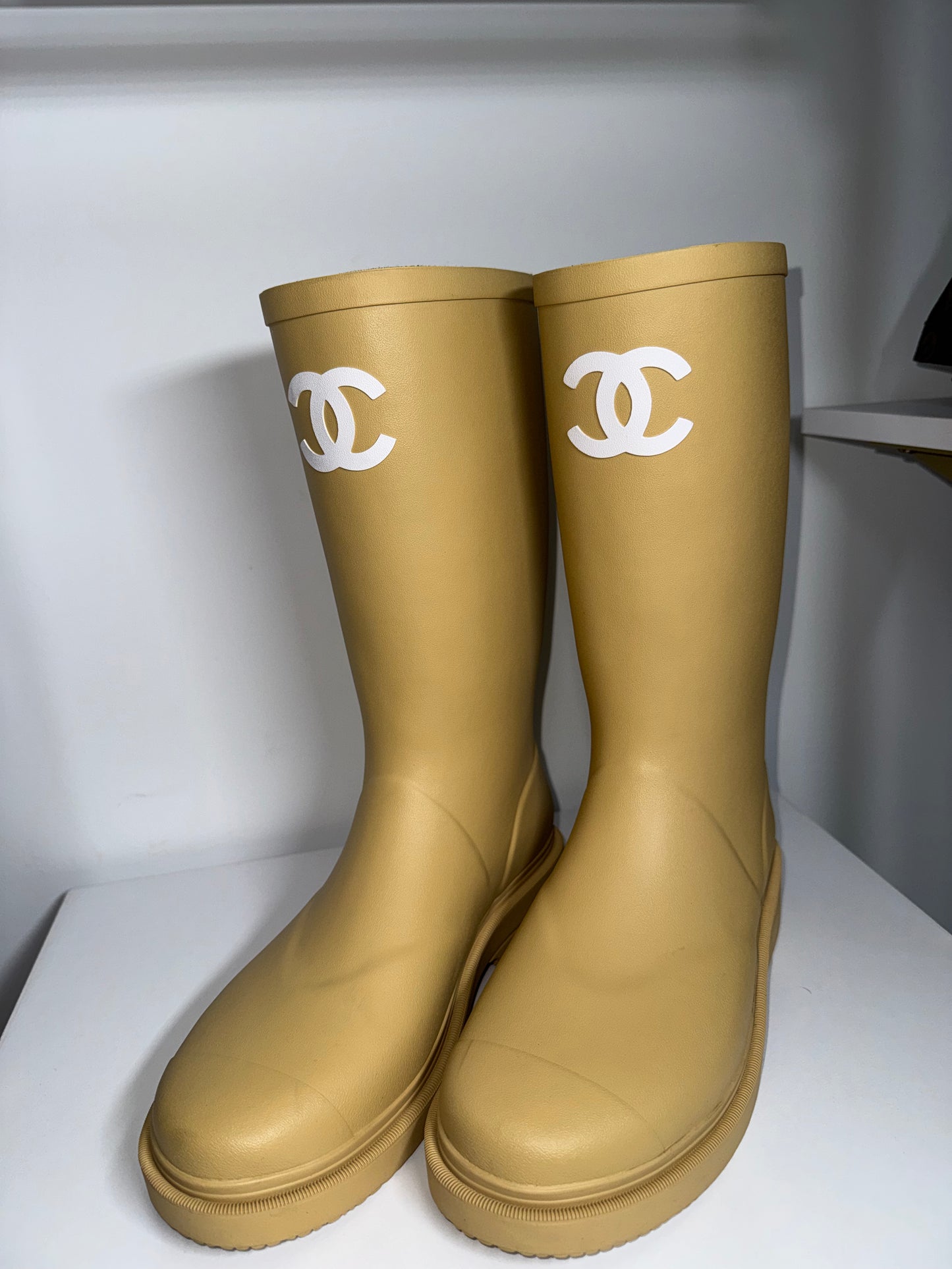 Botas Chanel talla 8 nuevas sin caja