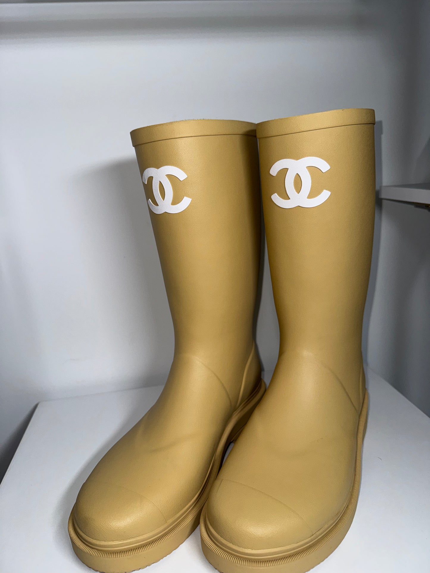 Botas Chanel talla 8 nuevas sin caja