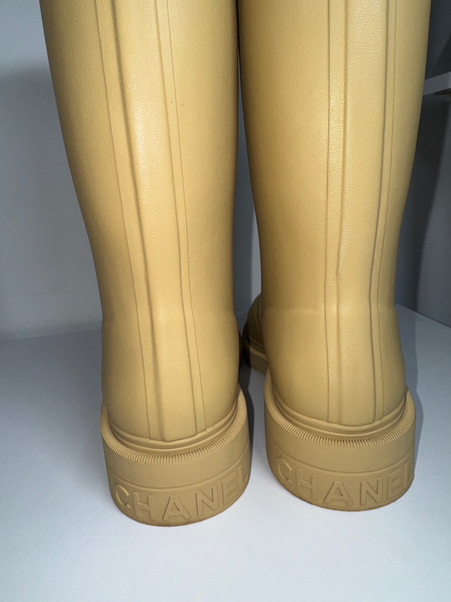 Botas Chanel talla 8 nuevas sin caja