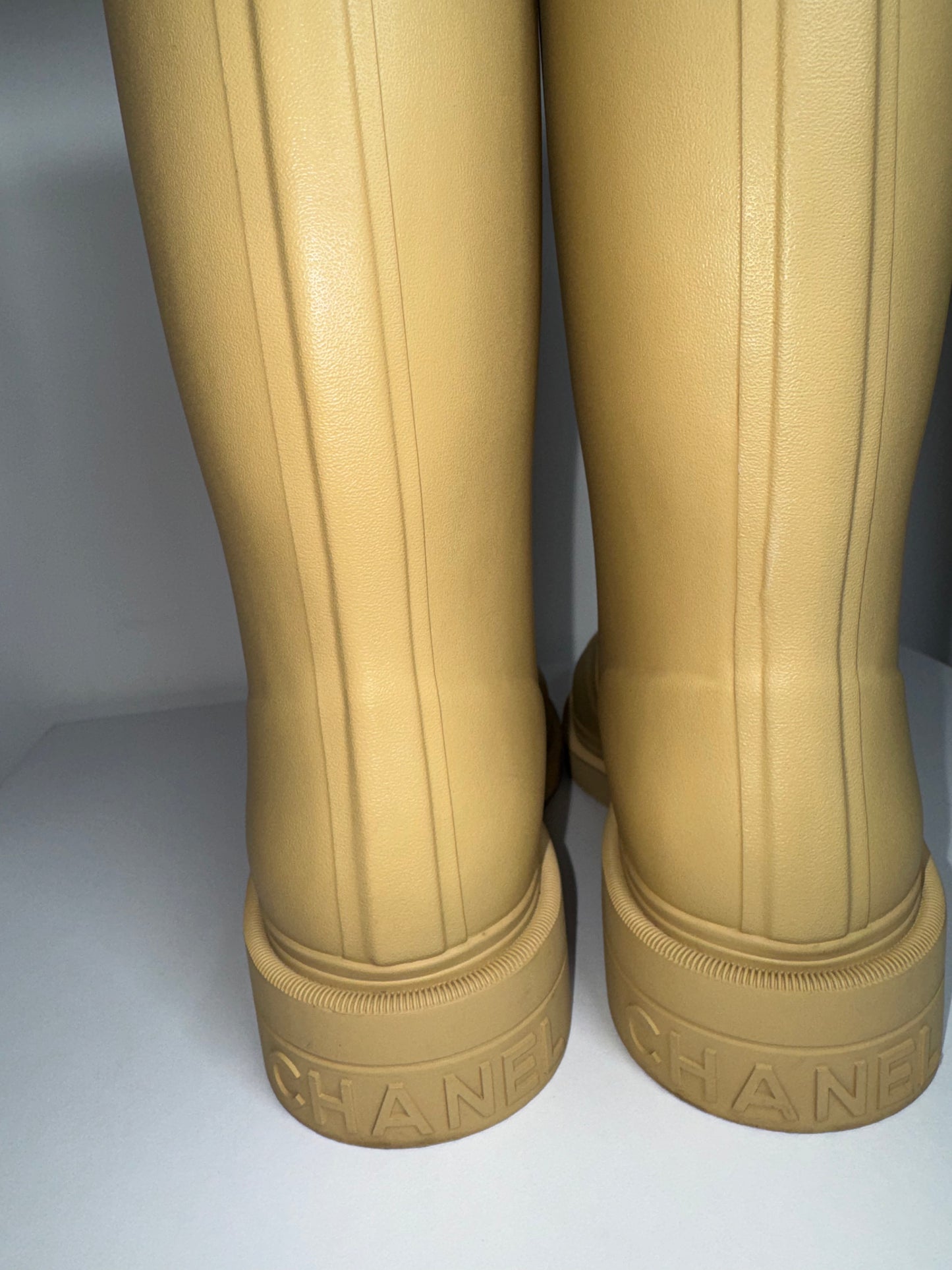 Botas Chanel talla 8 nuevas sin caja