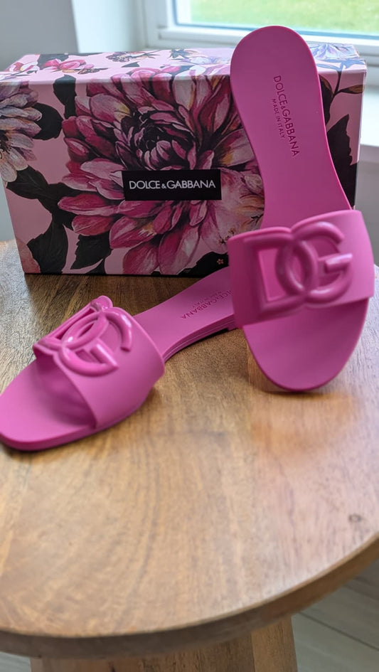 Sandalias dolce and gabbana talla 8 nuevas con caja top quality