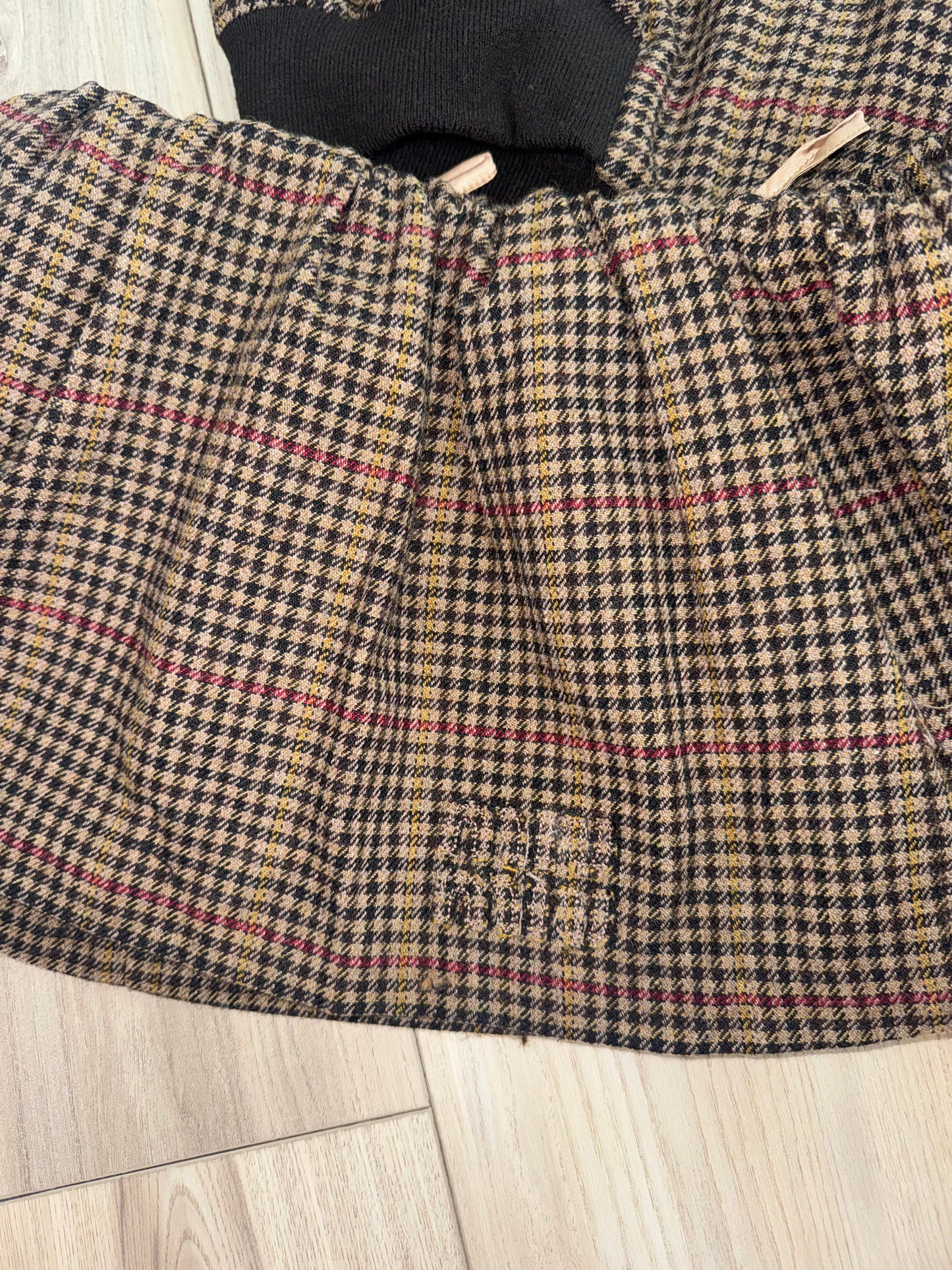 Set Miu Miu small pero viene oversized top quality chamarra y falda