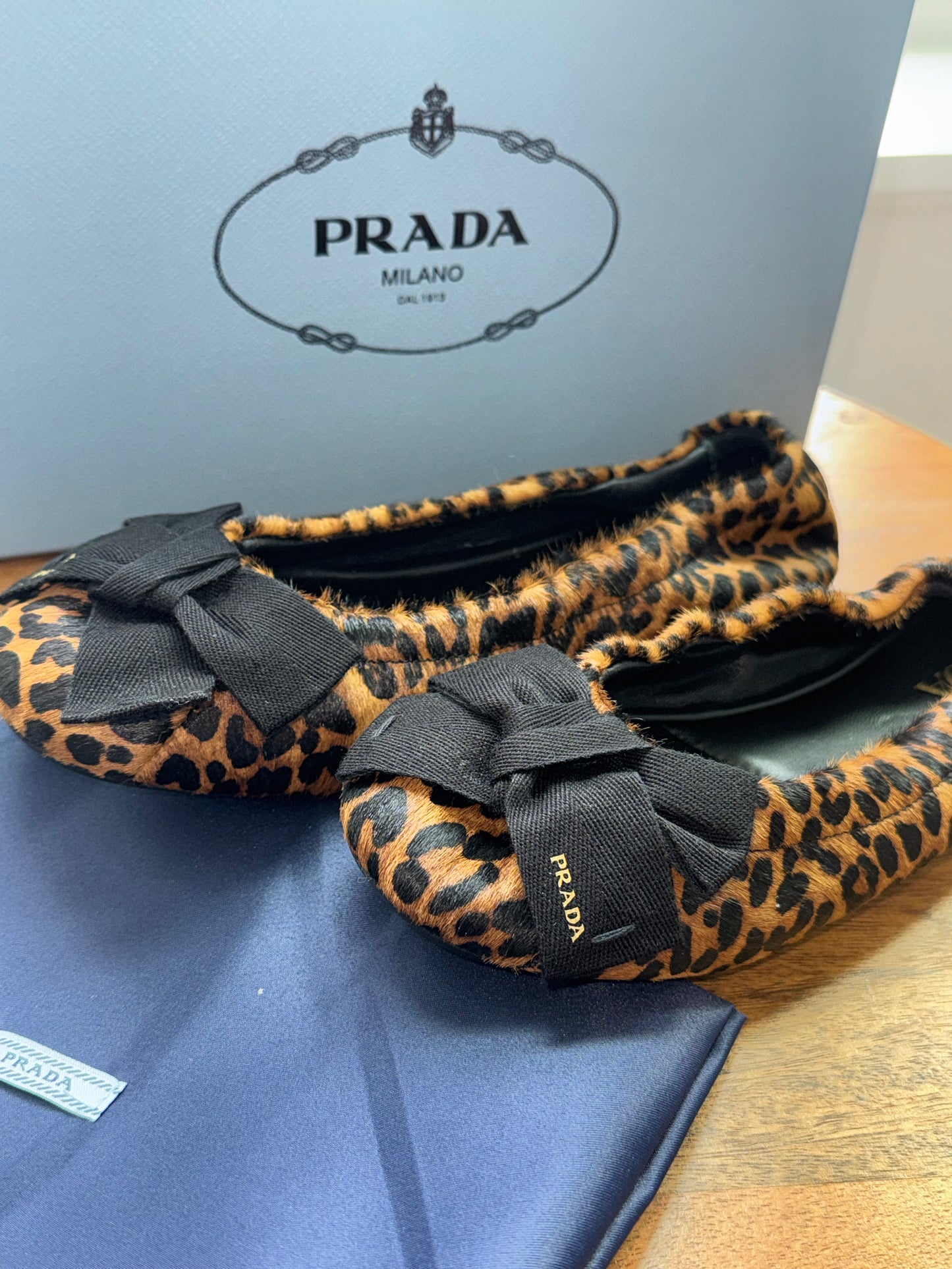 Flats Prada animal print top quality talla 8 con caja y cubre polvo