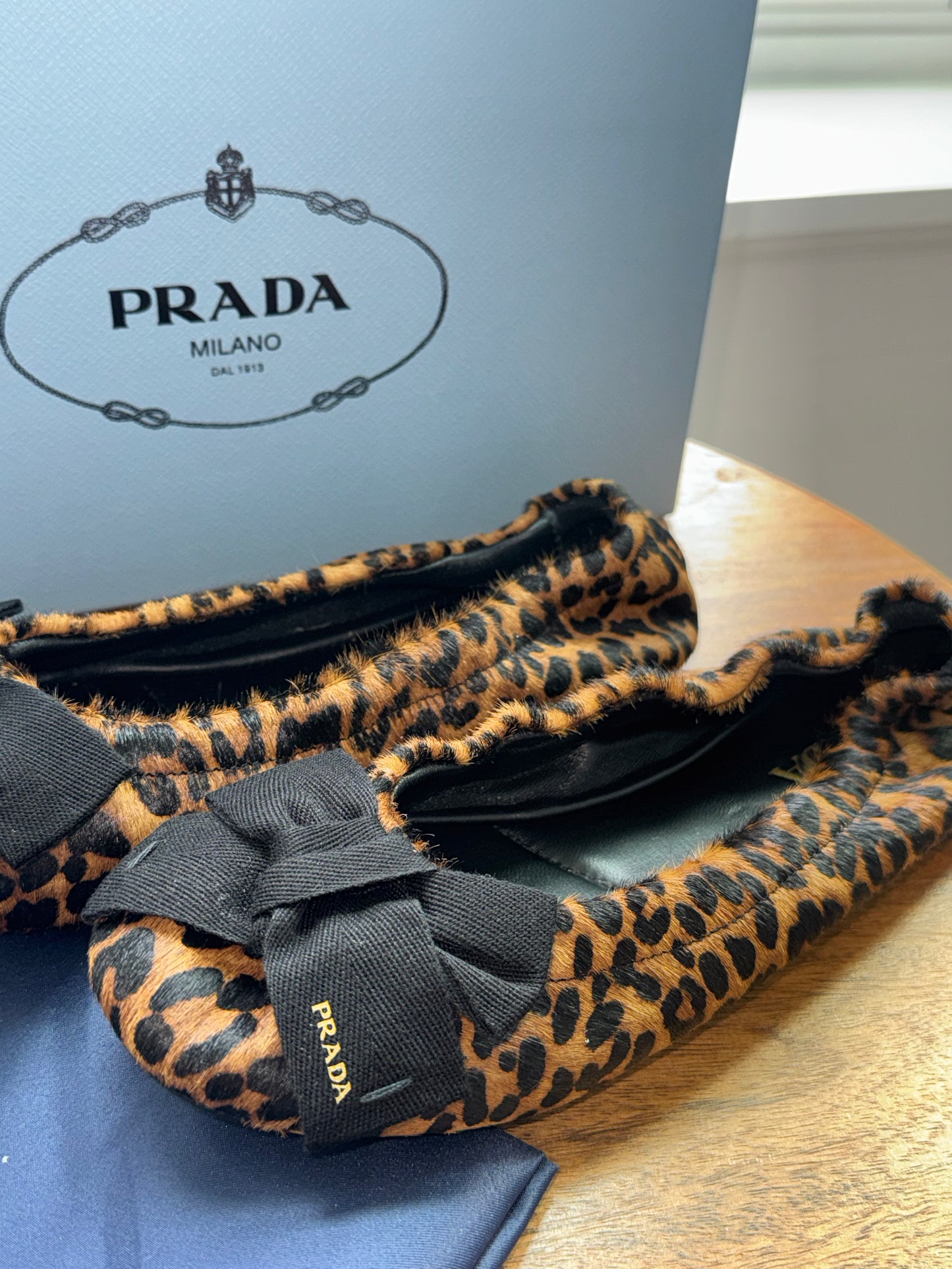 Flats Prada animal print top quality talla 8 con caja y cubre polvo