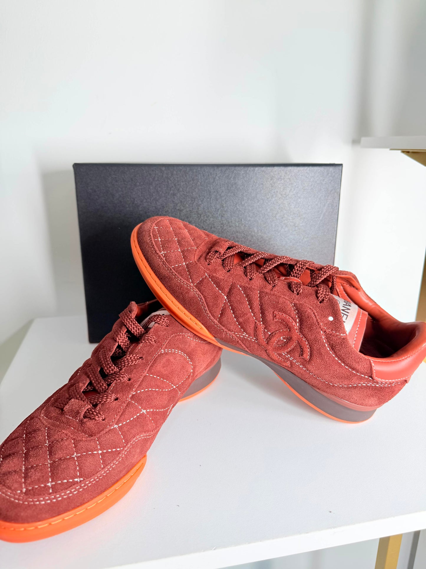 Tenis Chanel talla 8 Nuevo’s con caja top quality