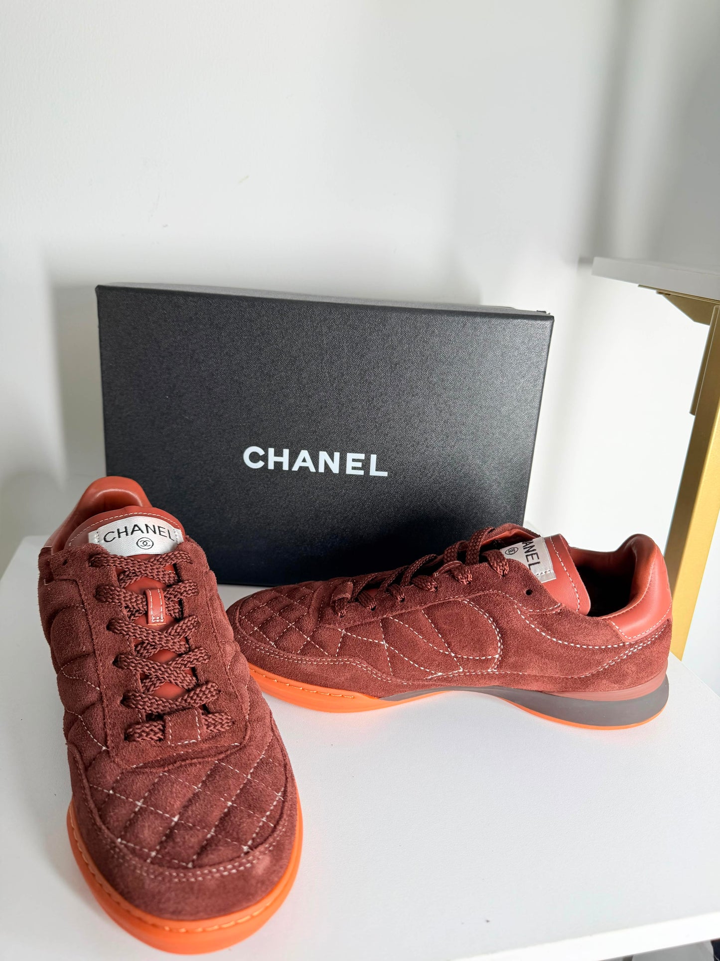 Tenis Chanel talla 8 Nuevo’s con caja top quality