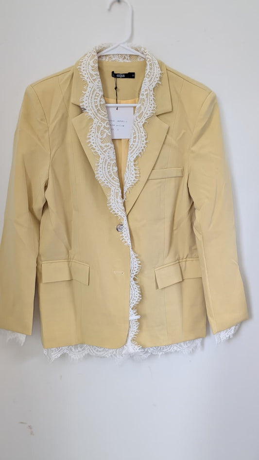 Blazer Amarillo nueva temporada