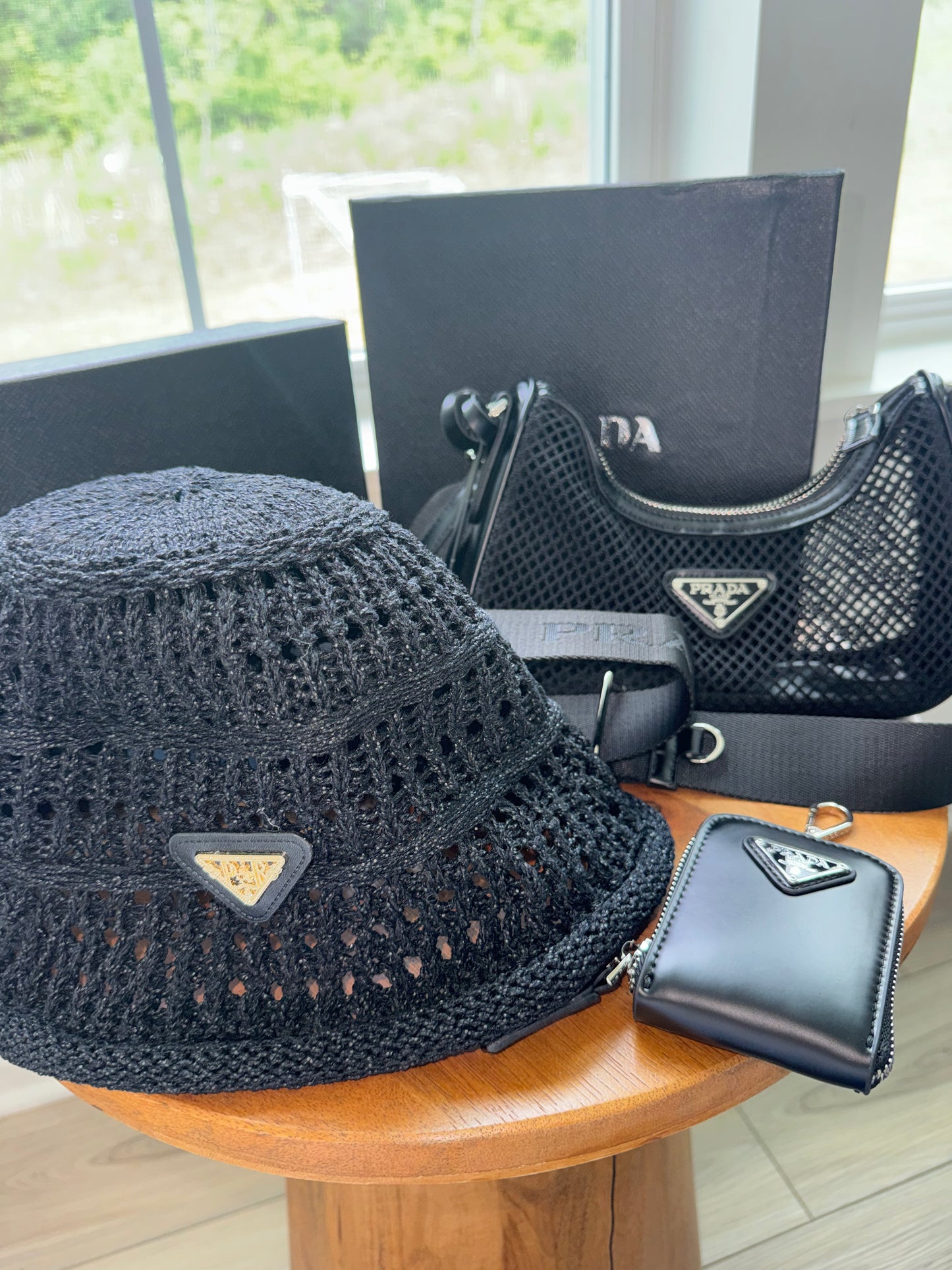 Set Prada bolsa y sombrero top quality