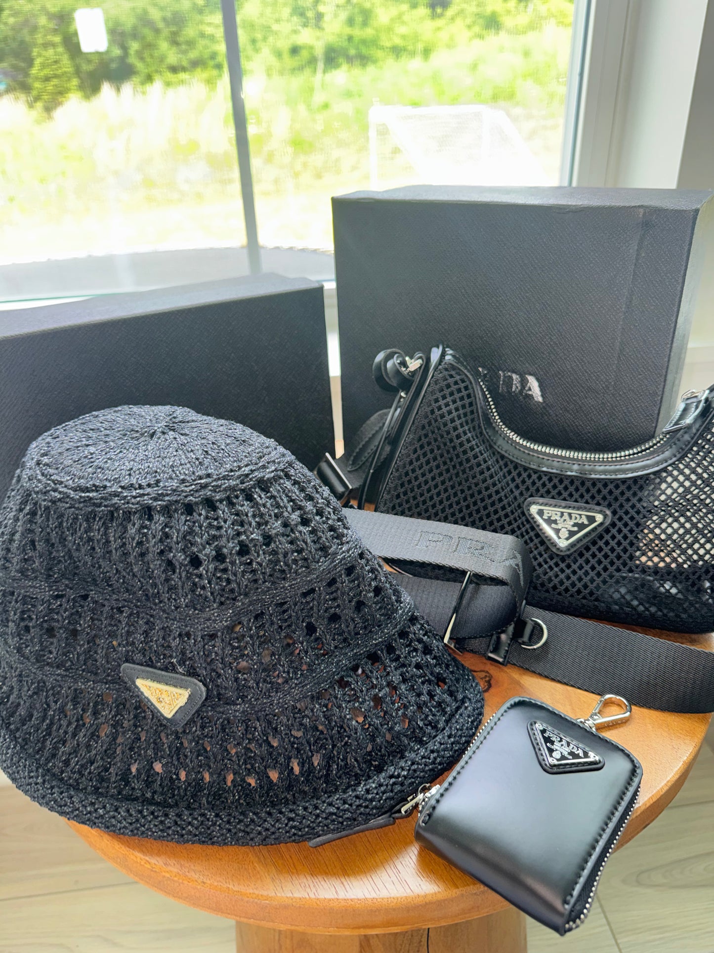 Set Prada bolsa y sombrero top quality