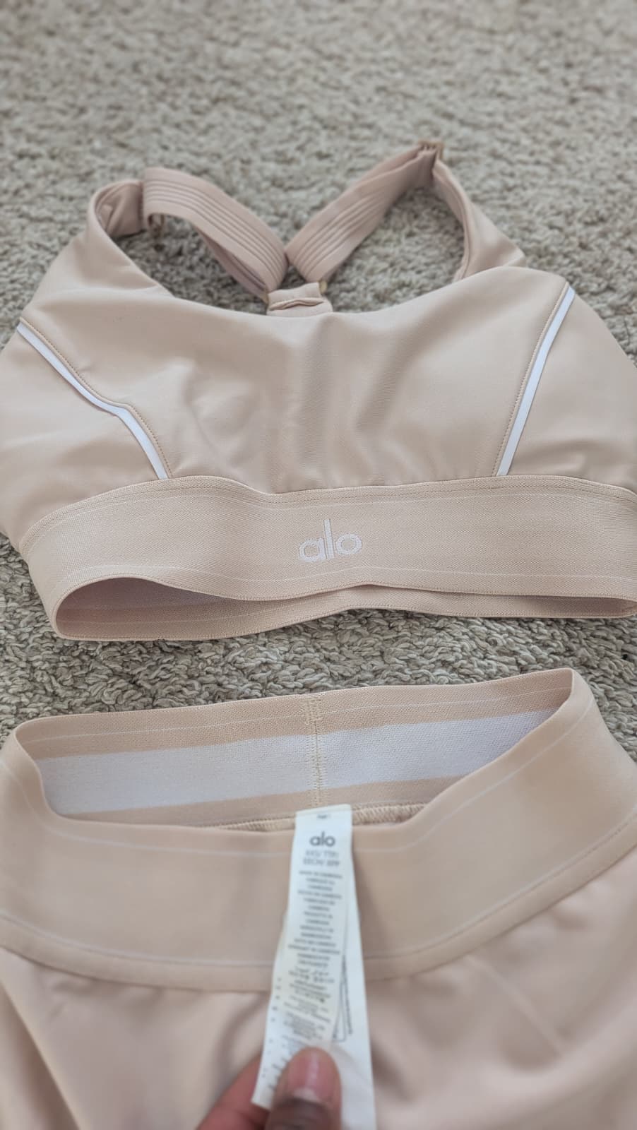Set alo XXS nude viene super amplio closet sale