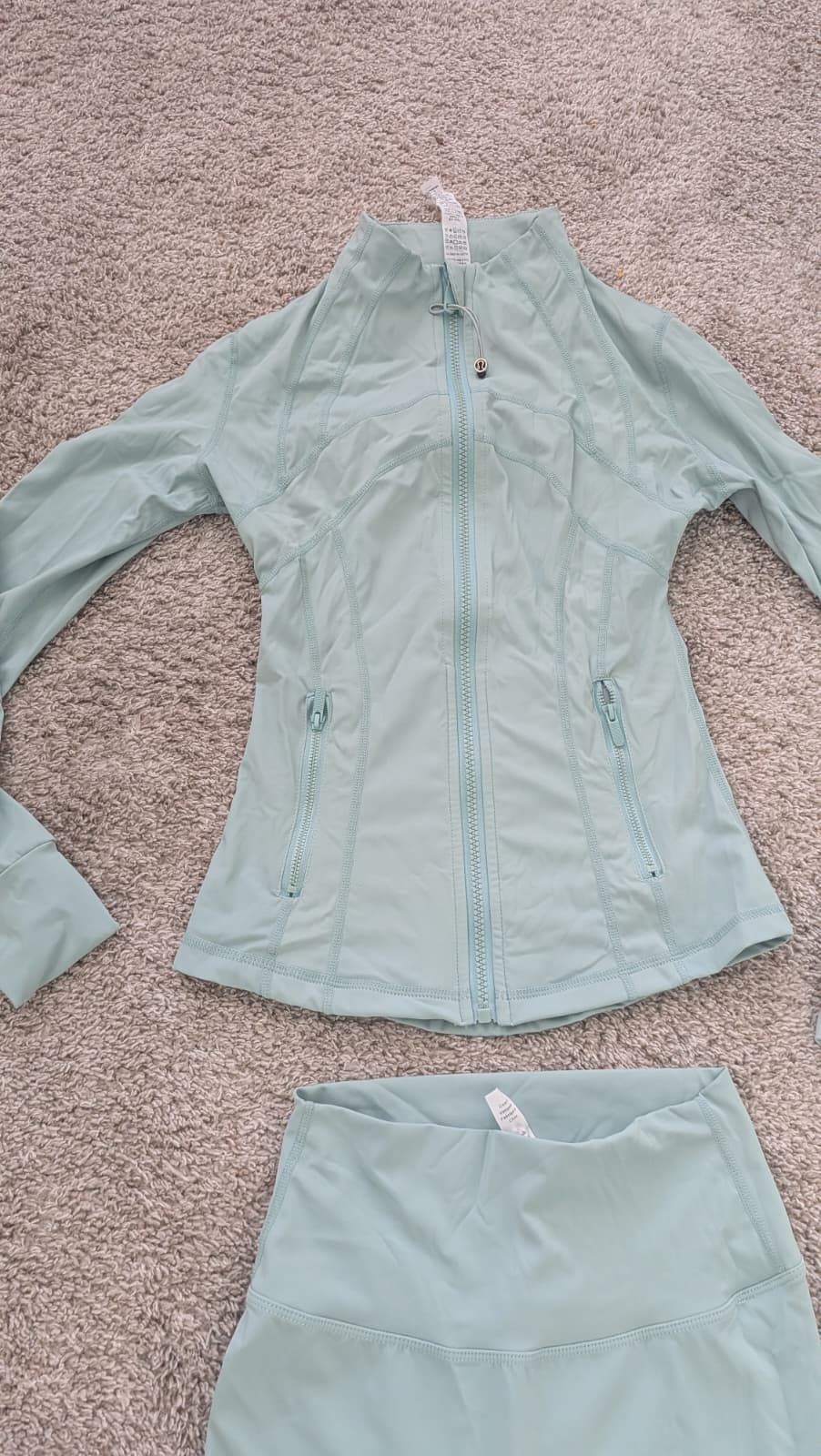 Set lululemon small verde closet sale