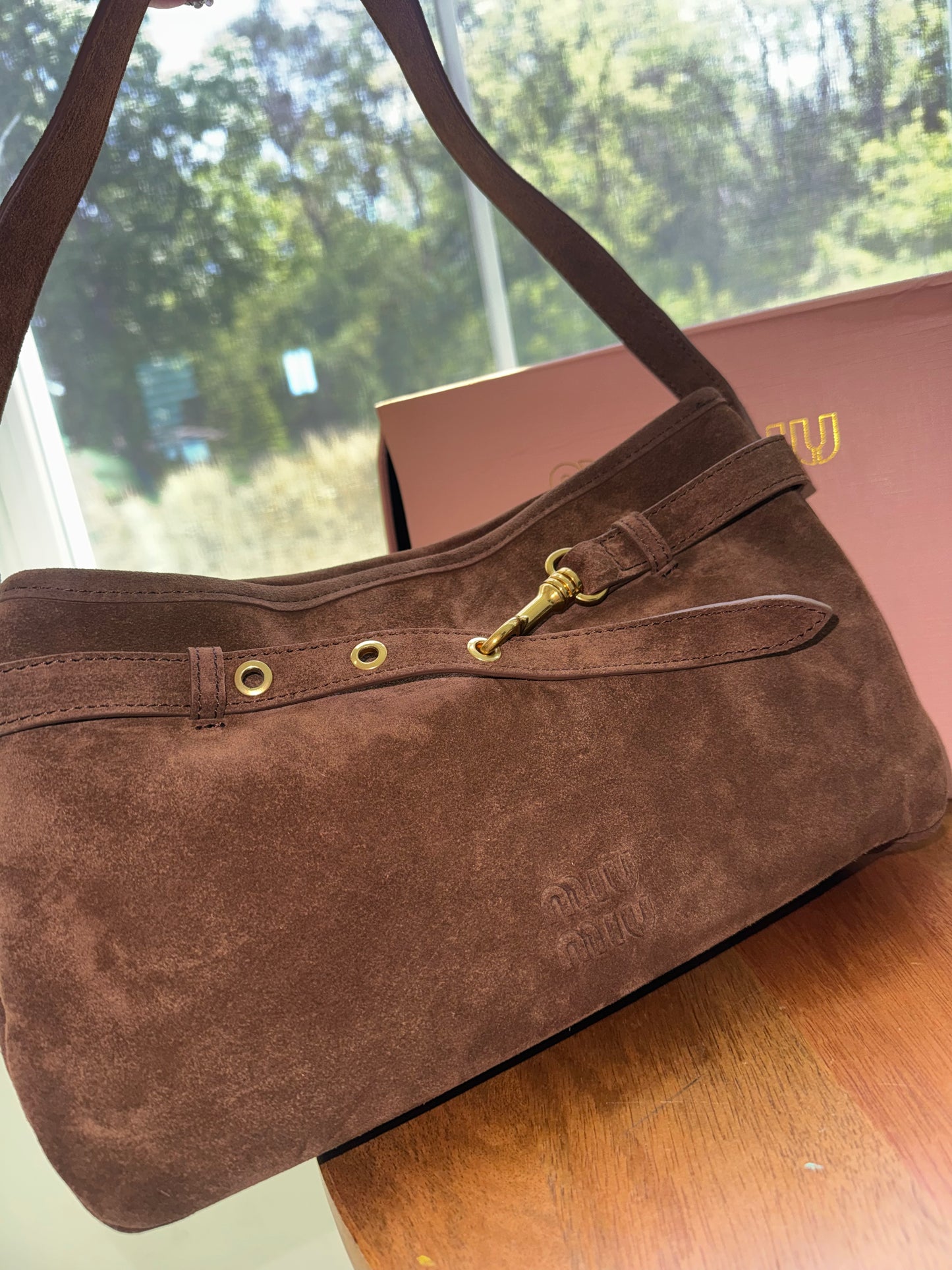 Bolsa Miu Miu café con caja