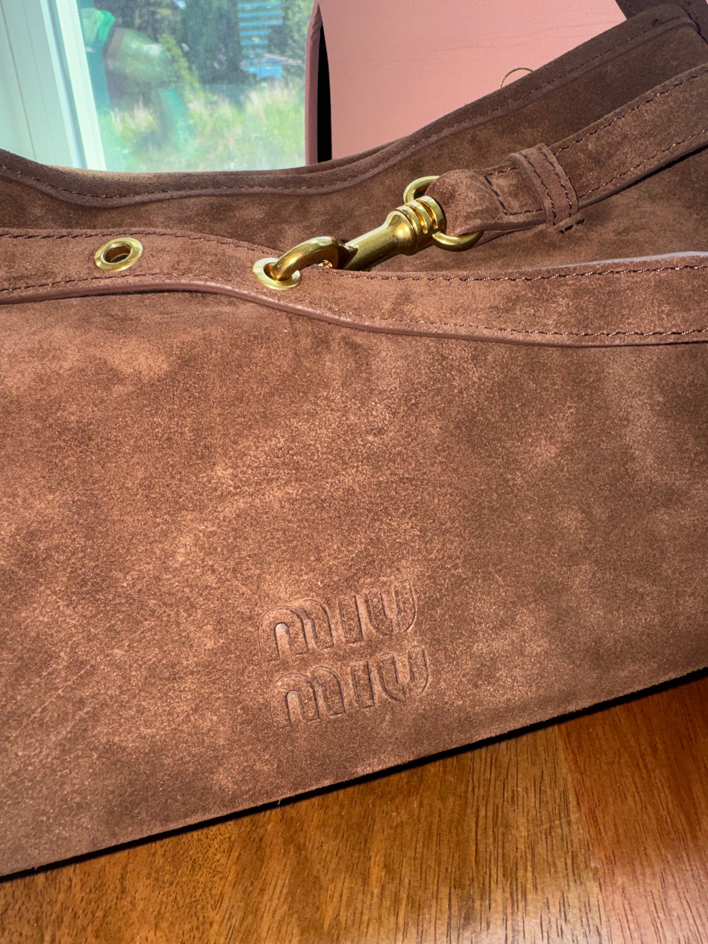 Bolsa Miu Miu café con caja