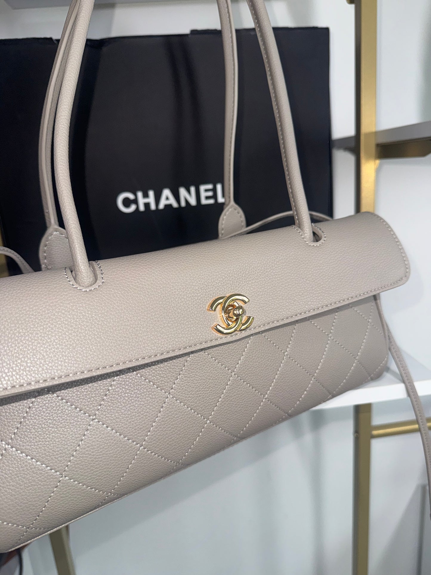 Hola Chanel gris nueva temporada