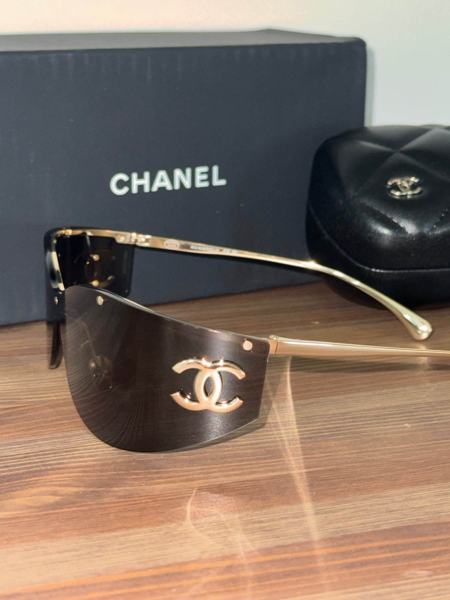 Lentes Chanel nueva temporada top quality con estuche , caja y cubre polvo