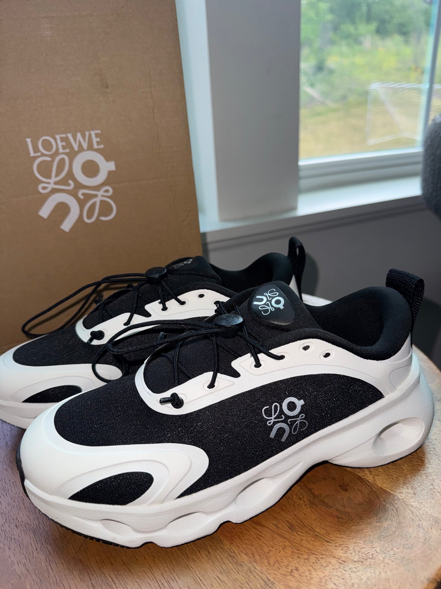 Tenis loewe cloud collab size 8 nueva temporada