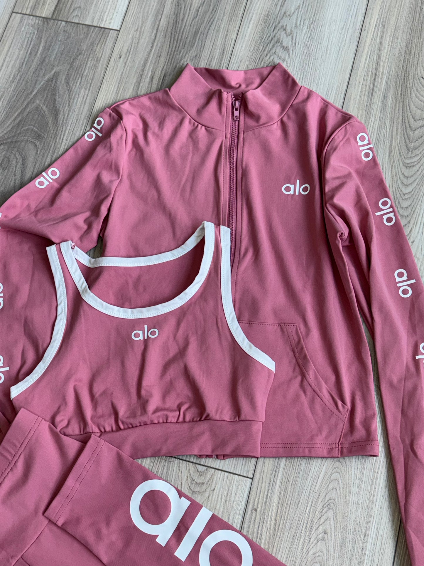 Set alo small Rosita