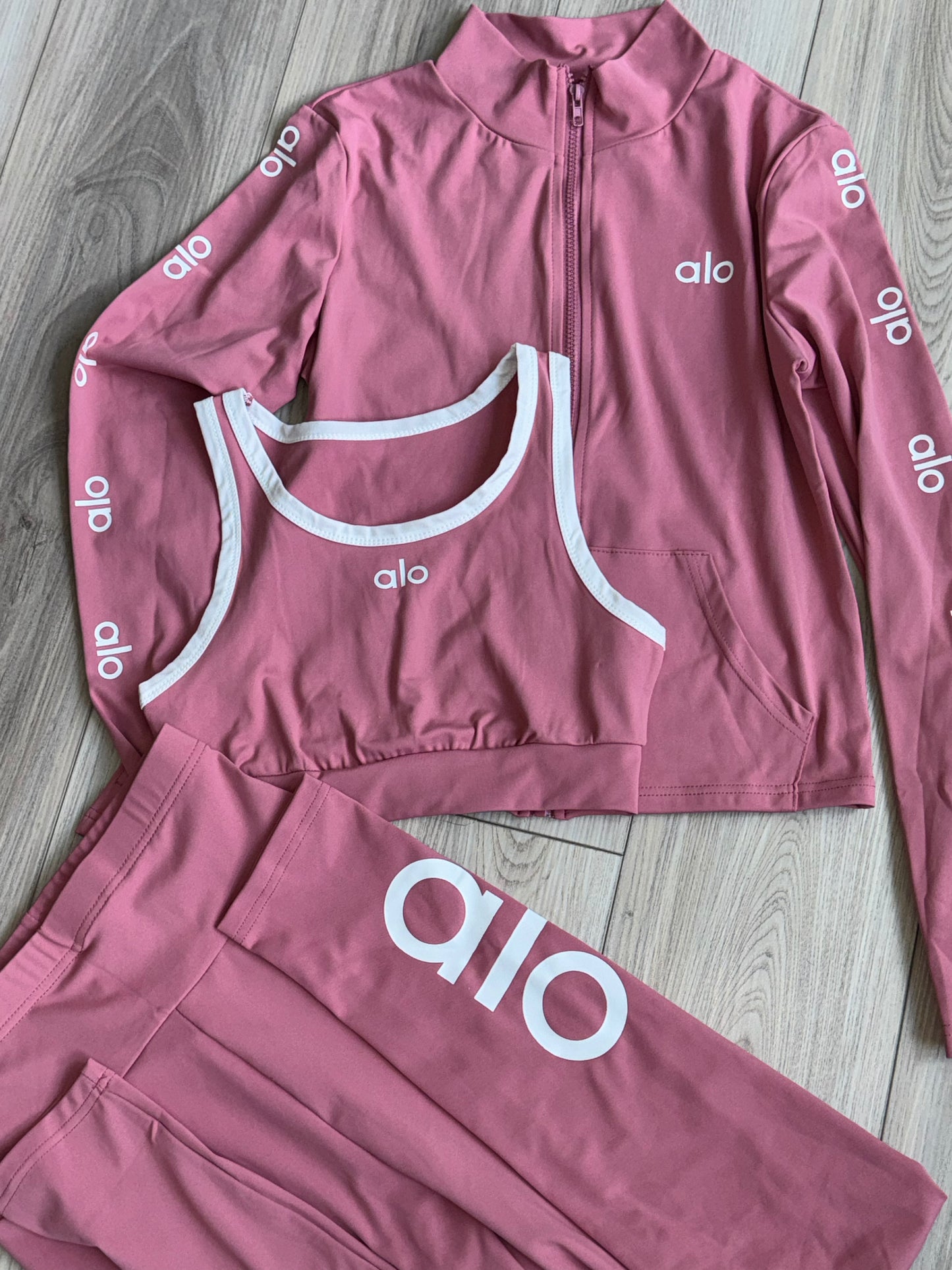 Set alo small Rosita