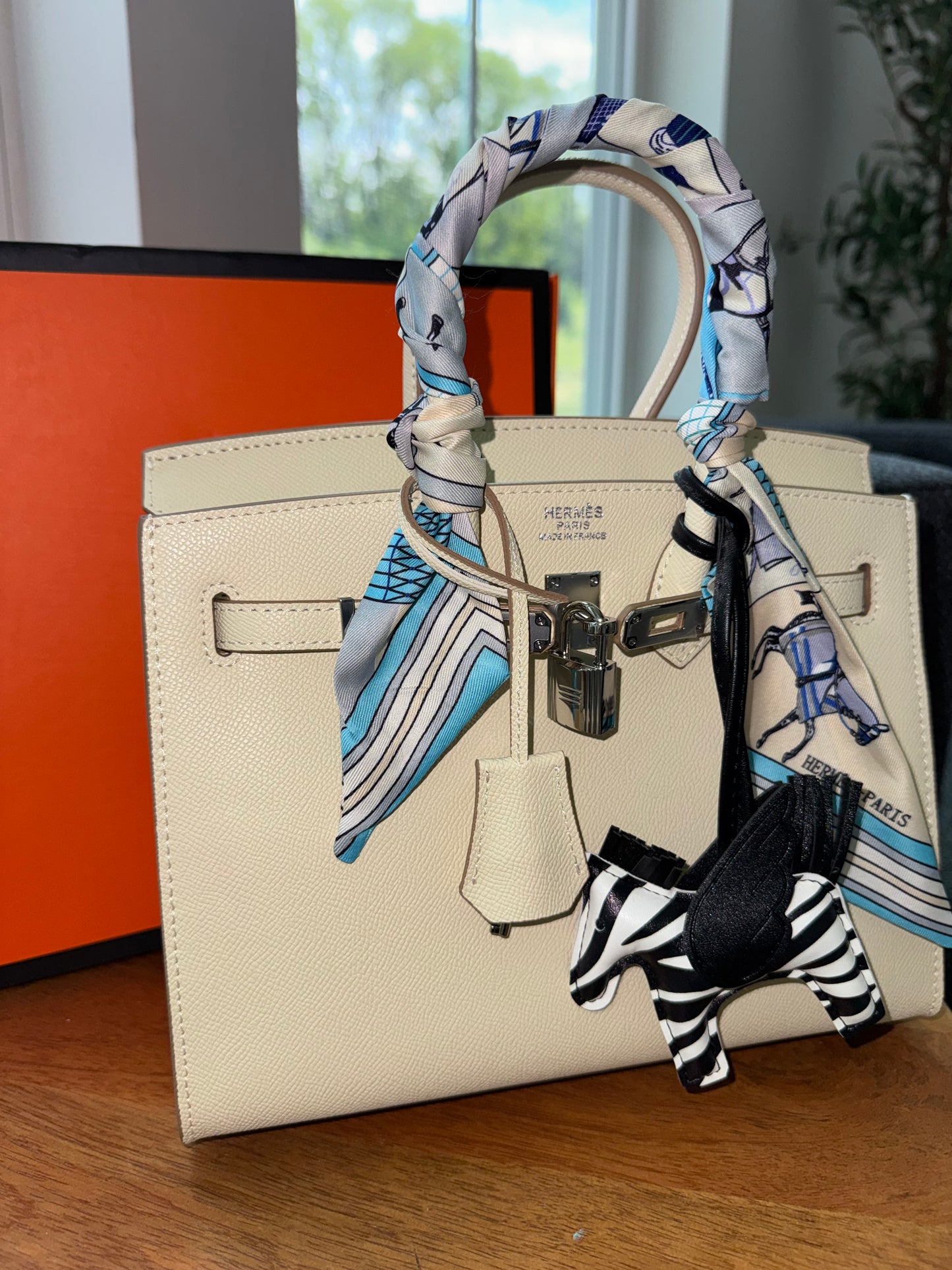 Birkin beige top quality con accesorios , candado , cubre polvo y caja