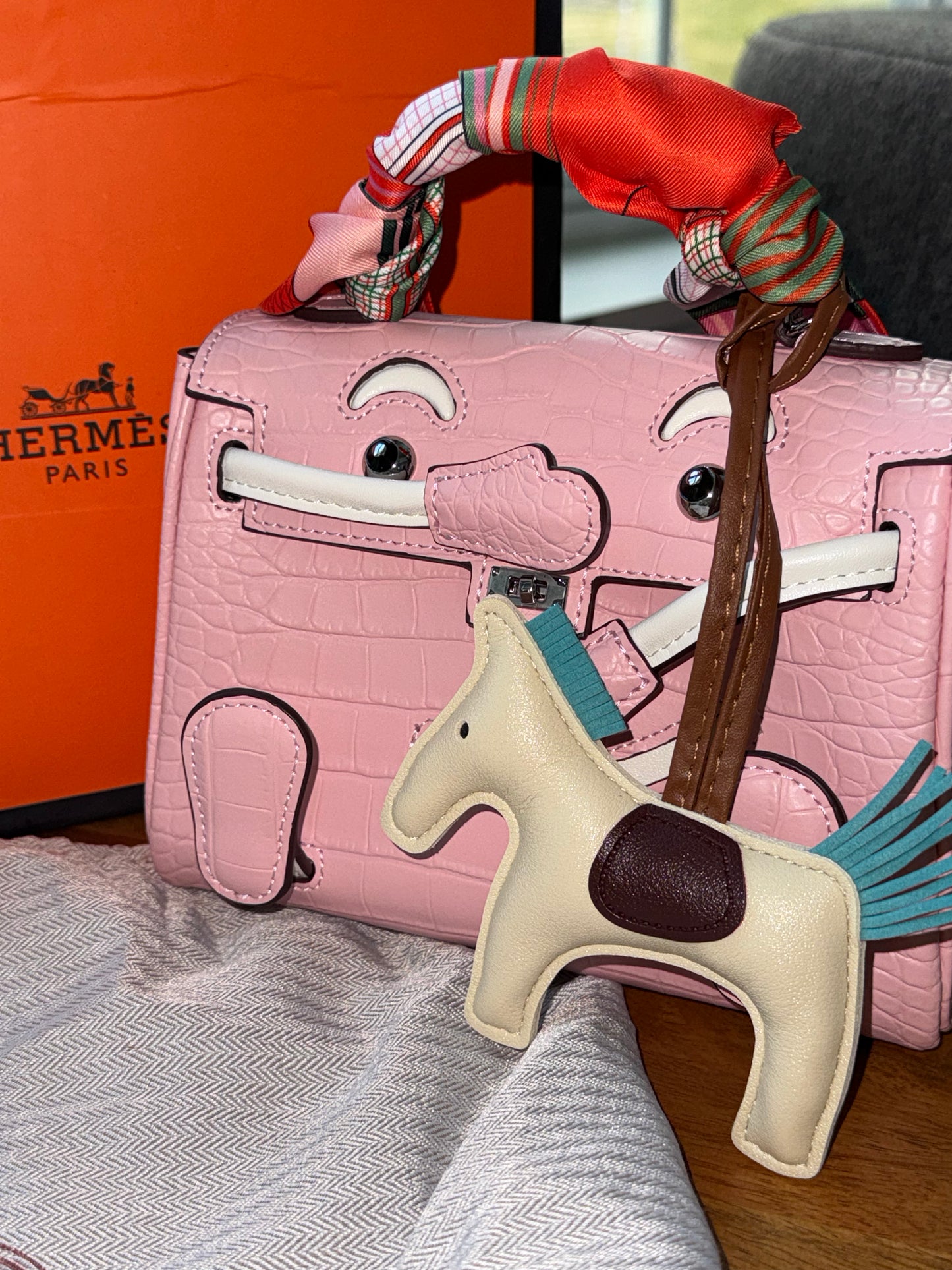 Kelly Rosita con accesorios, caja y cubre polvo