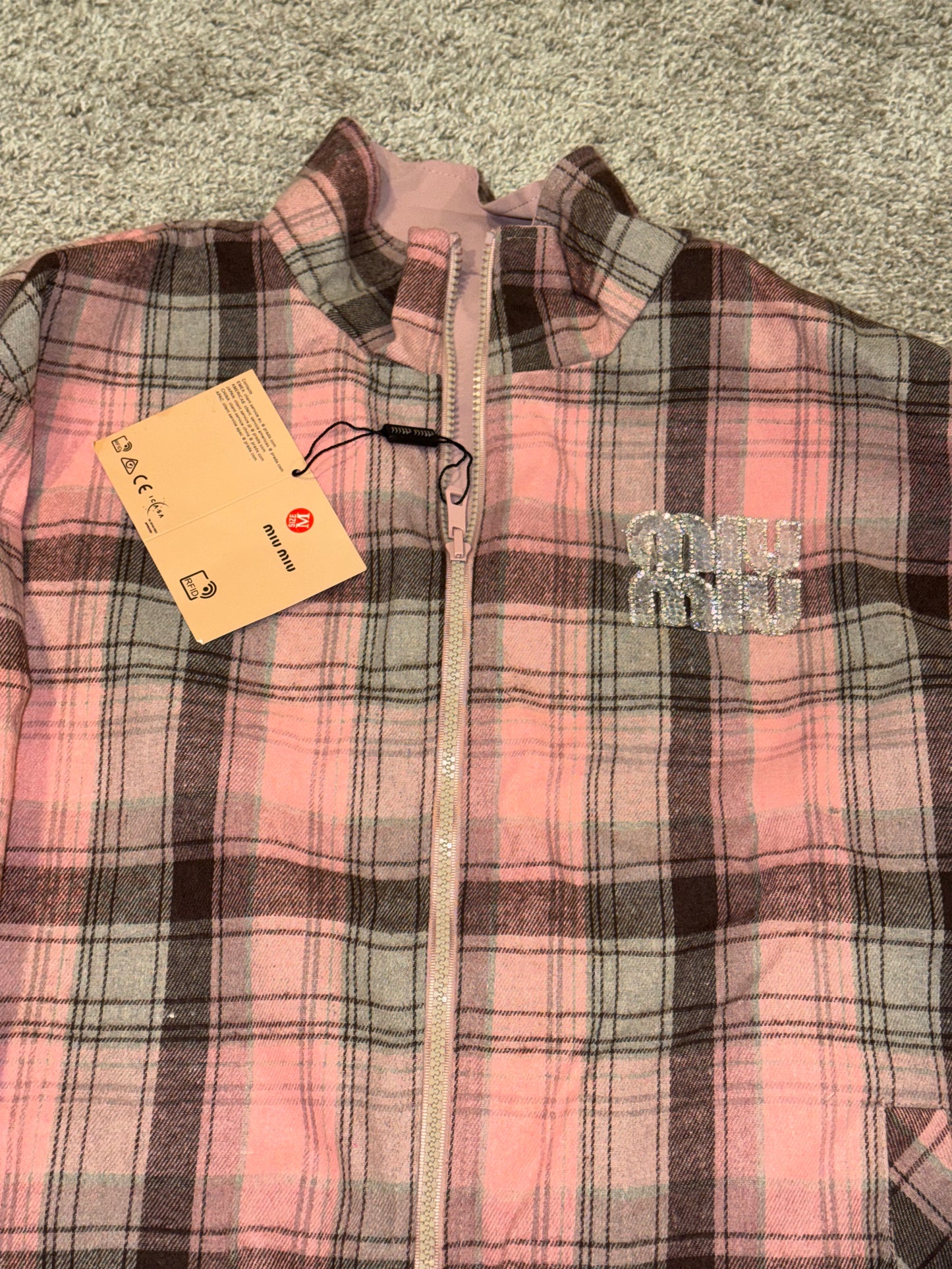Chamarra Miu Miu mediana top quality