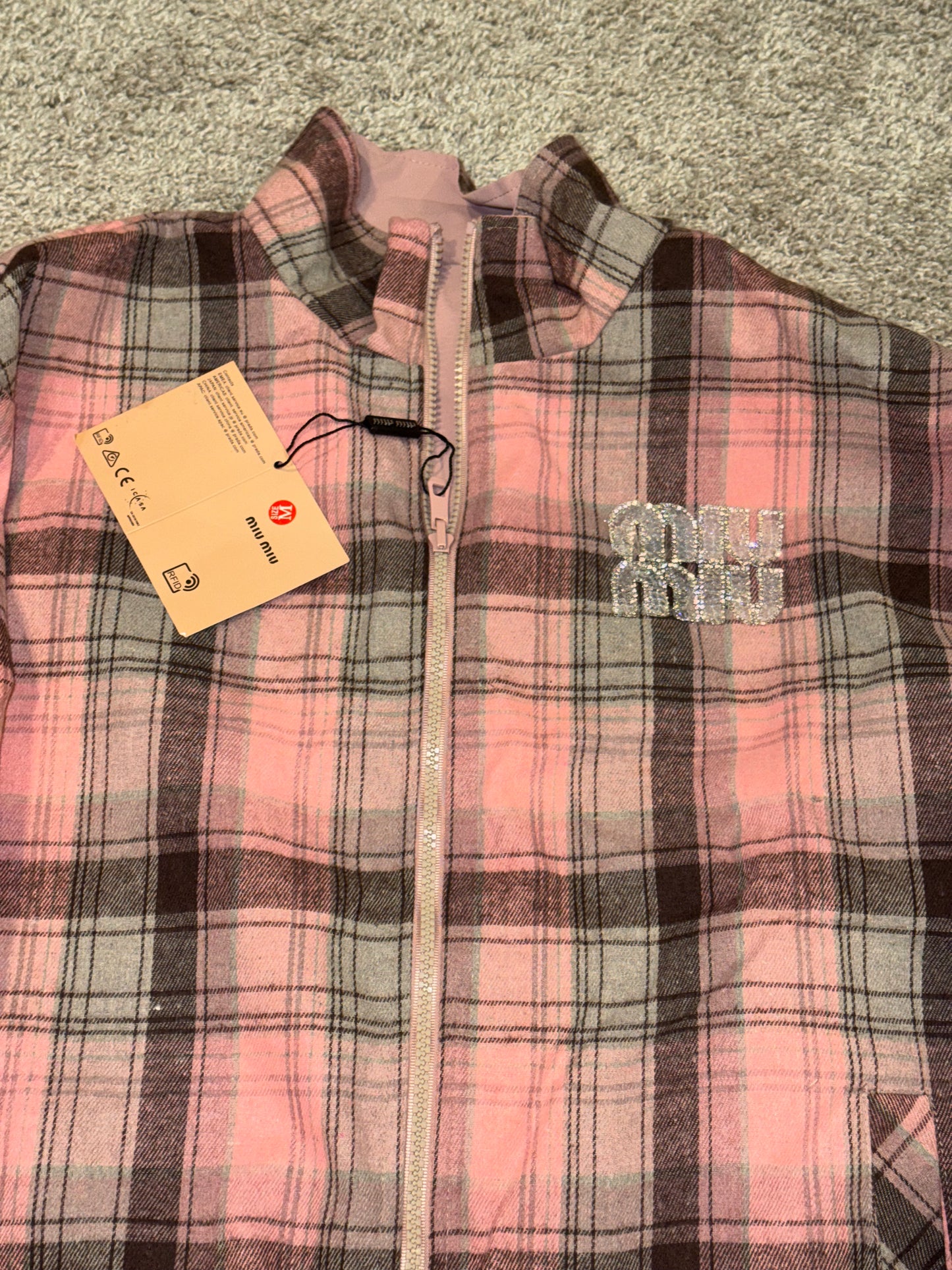 Chamarra Miu Miu mediana top quality