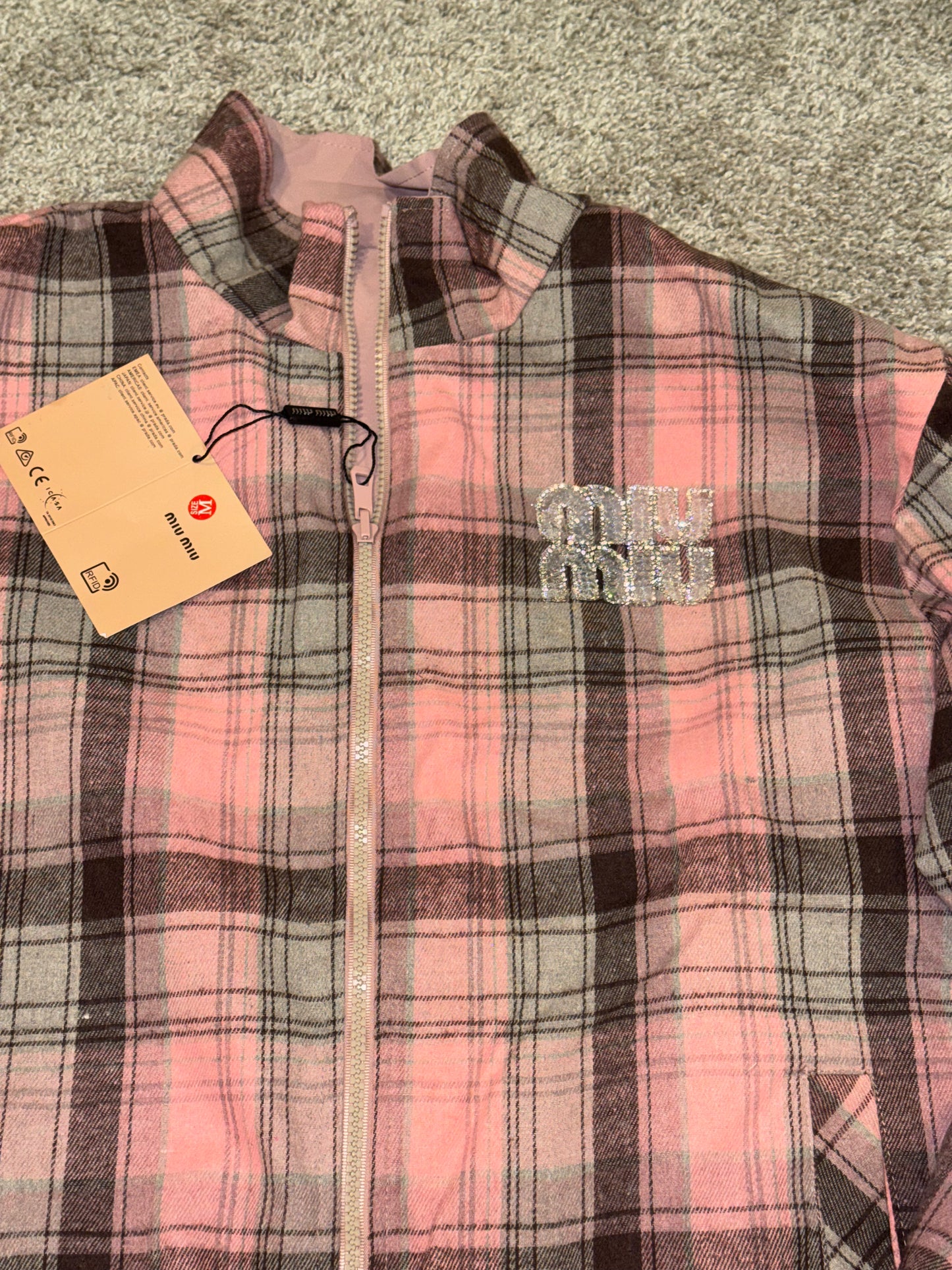 Chamarra Miu Miu mediana top quality