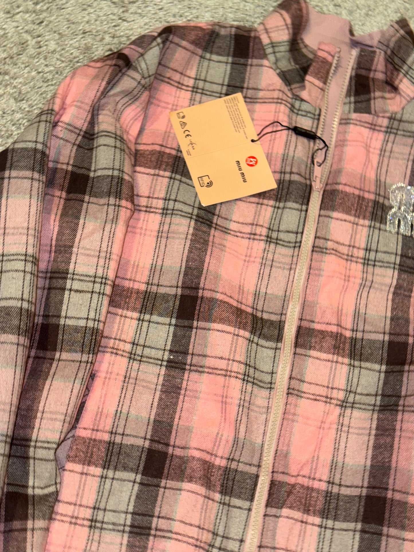 Chamarra Miu Miu mediana top quality