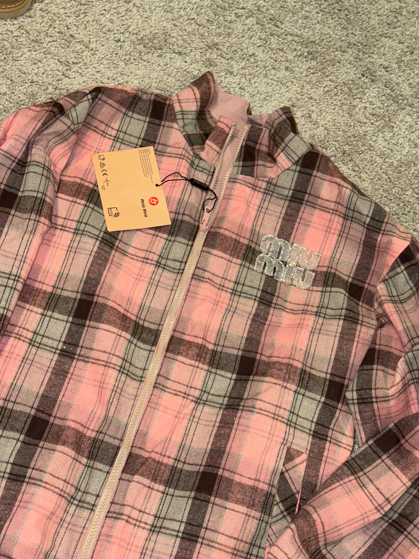 Chamarra Miu Miu mediana top quality