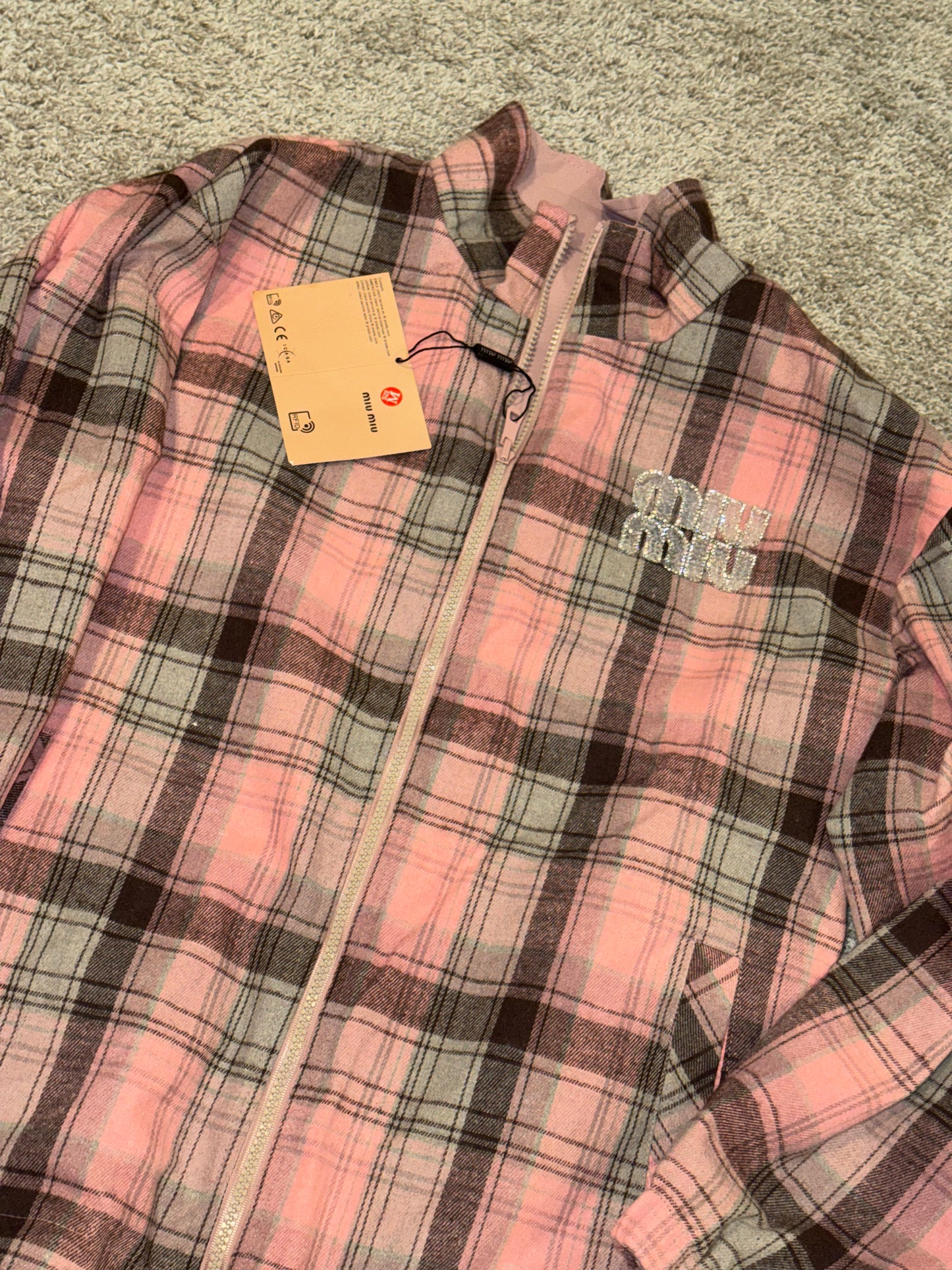 Chamarra Miu Miu mediana top quality