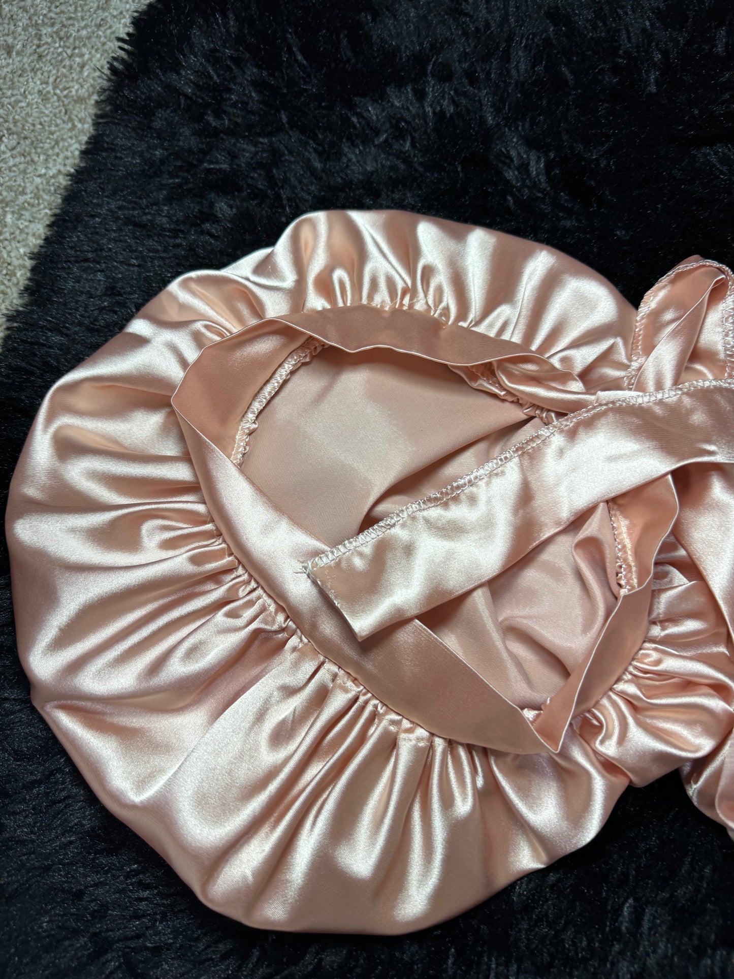 Hair roller peach satin