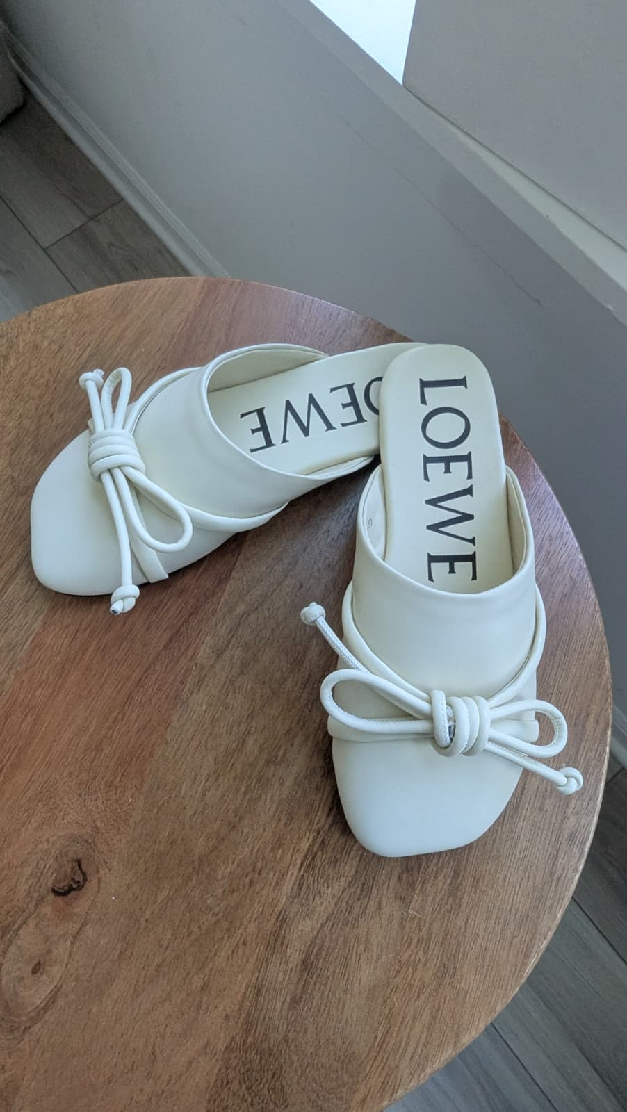 Zapatos Loewe beige talla 8 top quality