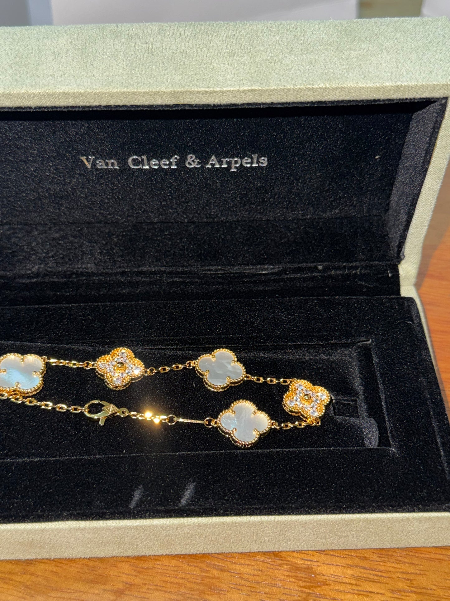 Set van cleef Pulsera y collar top quality con caja y estuche