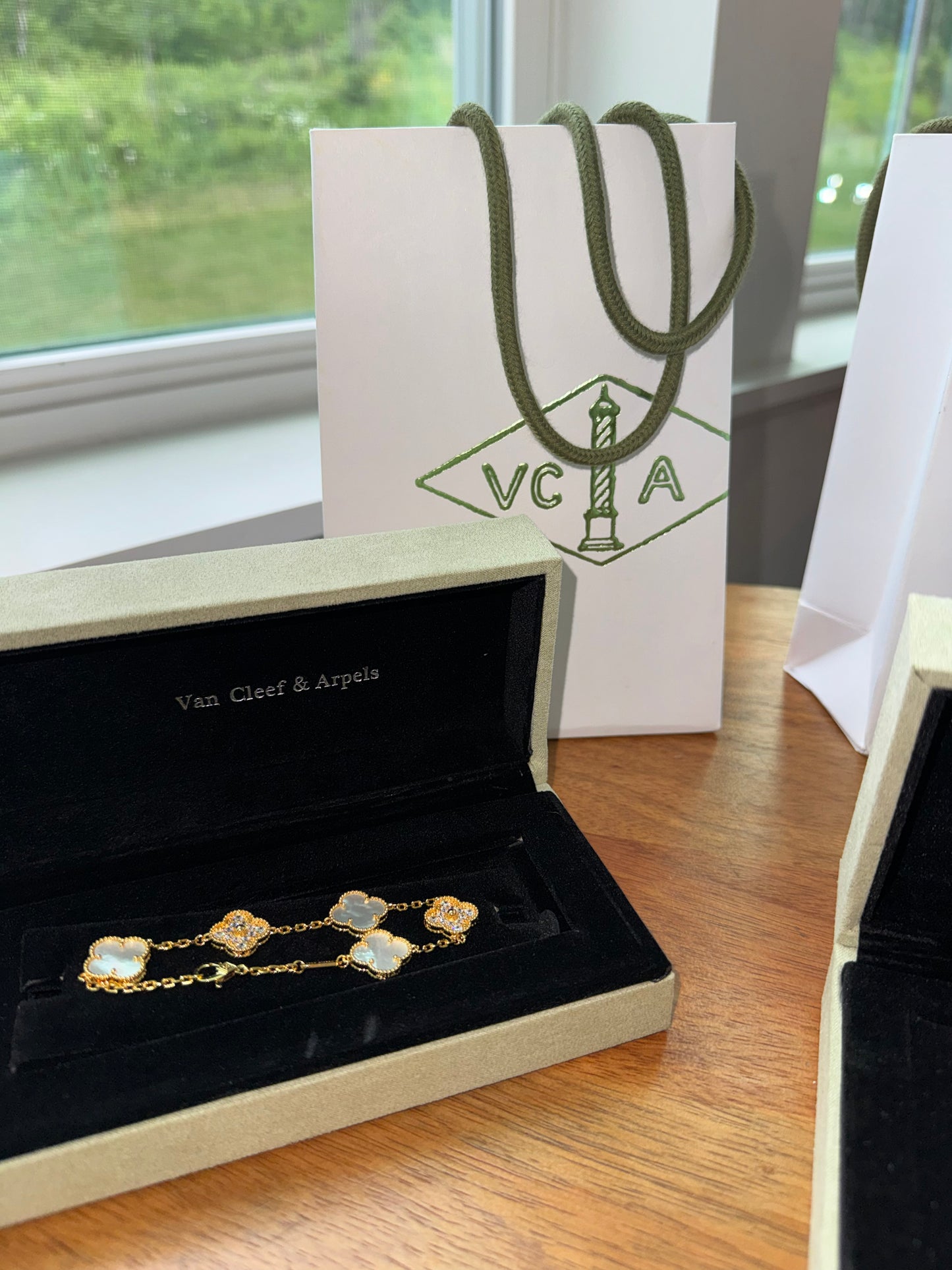 Set van cleef Pulsera y collar top quality con caja y estuche