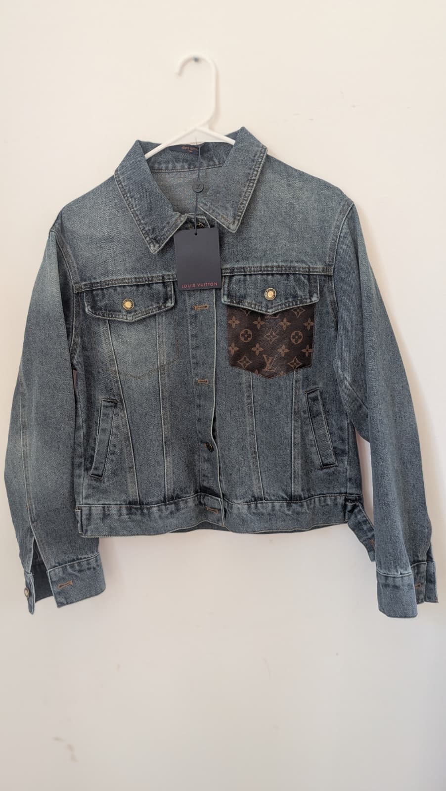 Chamarra Louis Vuitton small top quality