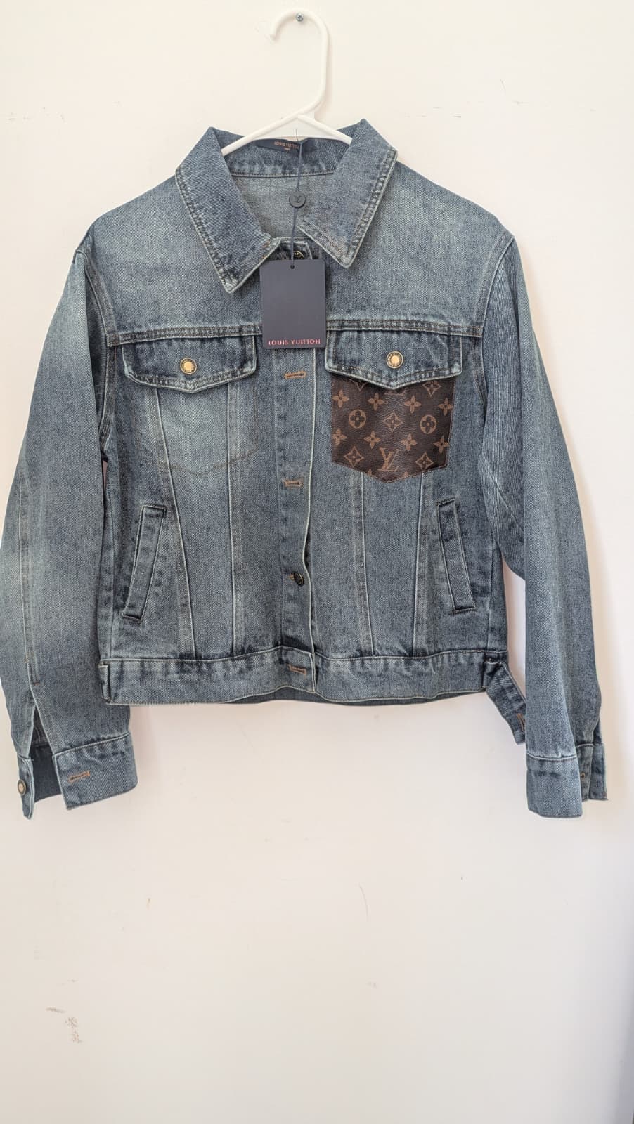 Chamarra Louis Vuitton small top quality