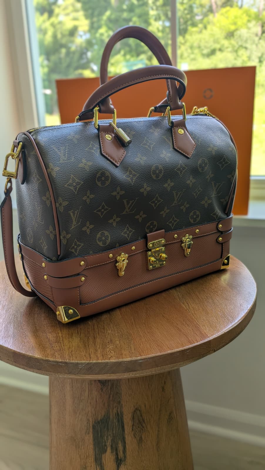 Bolsa Louis Vuitton baul top quality con caja y cubre polvo