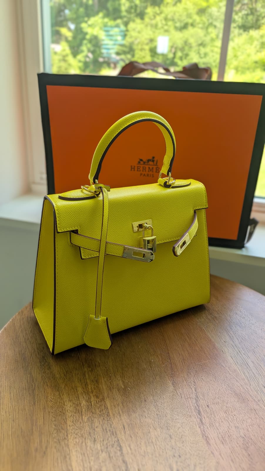Hermes Amarilla con accesorios top quality con caja