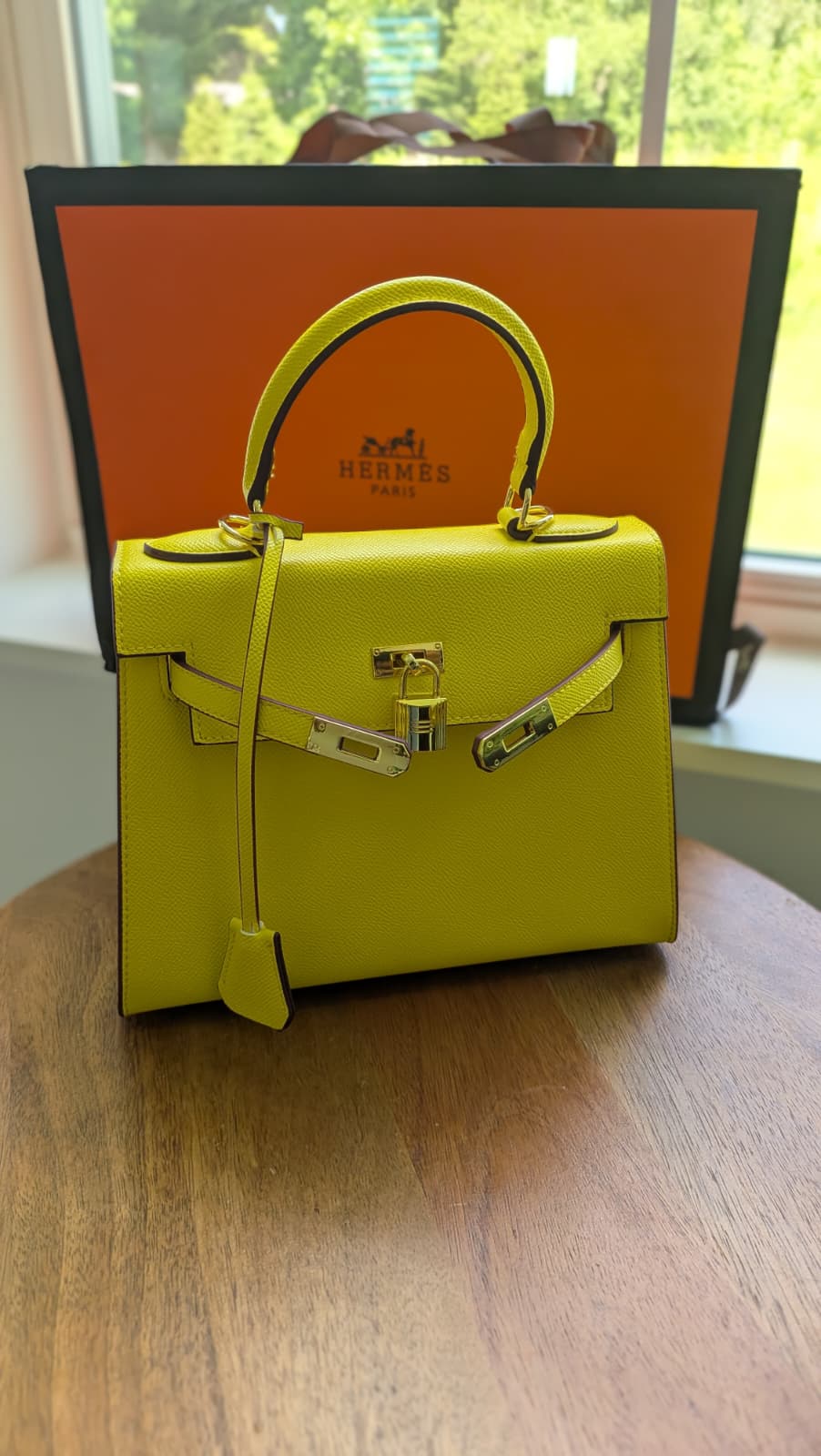 Hermes Amarilla con accesorios top quality con caja
