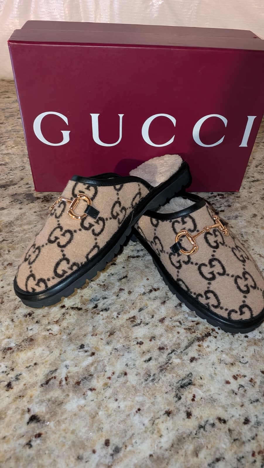 Zapatos Gucci talla 8