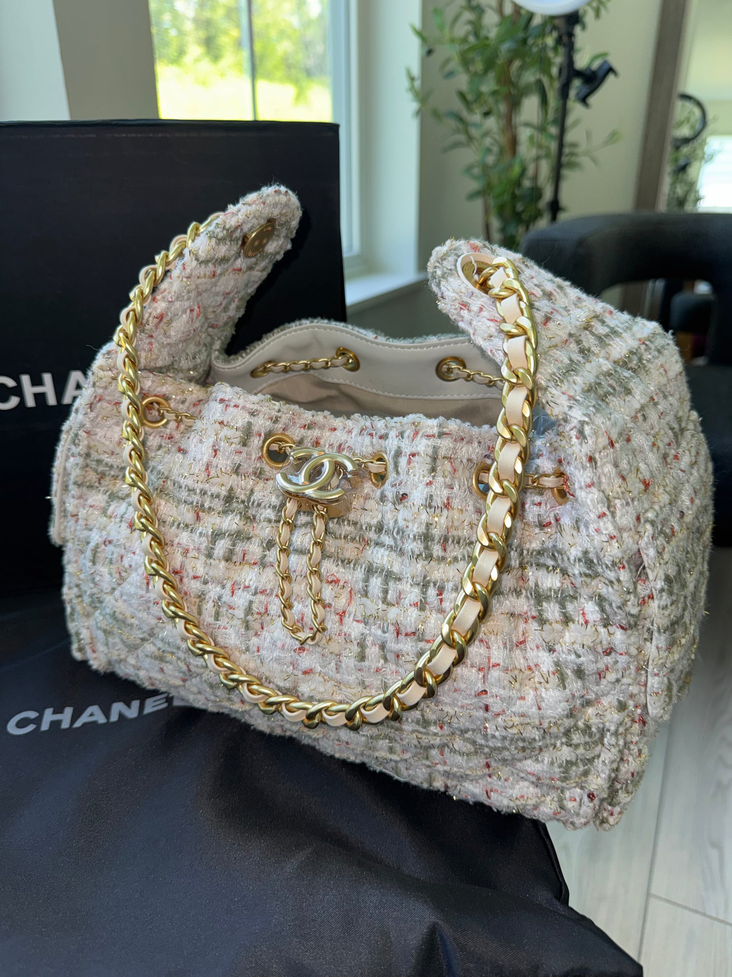 Bolsa Chanel 25 top quality beige con caja y cubre polvo