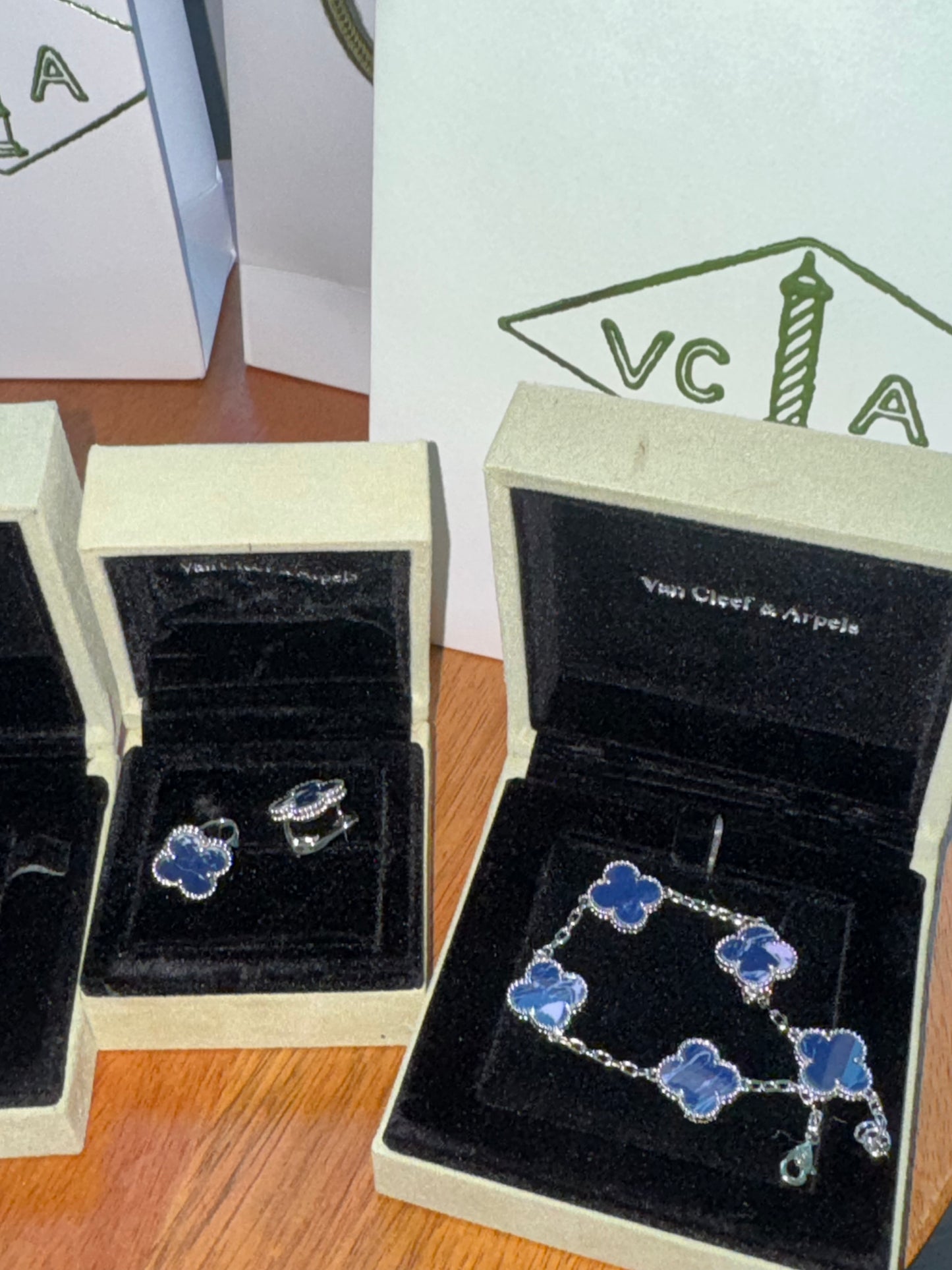 Set van cleef ( aretes, collar , Pulsera ) top quality con caja y bolsa